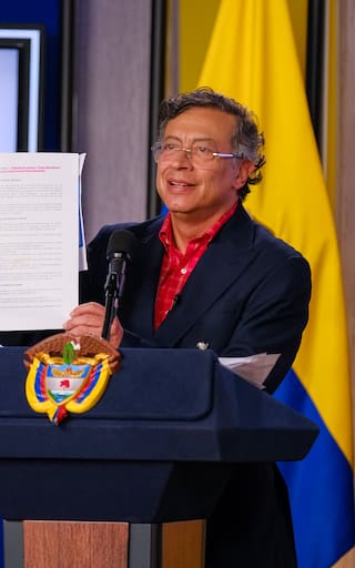 Petro rechazó el plan de seguridad de Abelardo de la Espriella y lanzó una dura advertencia sobre sus consecuencias