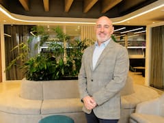 Aun con el turismo en baja, una cadena hotelera líder tiene el récord de 24 proyectos en “gateras”