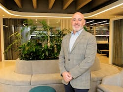 Aun con el turismo en baja, una cadena hotelera líder tiene el récord de 24 proyectos en “gateras”