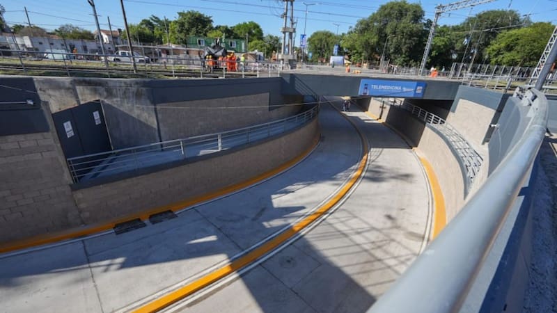 Habilitaron el túnel más importante de la ciudad que terminará para siempre con el caos de tránsito y las demoras en una zona clave
Fuente: AUNO