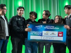 El banco de Salinas Pliego busca mejorar su app con ayuda de estudiantes ganadores de un hackathon