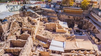 Mientras crece la tensión entre Israel e Irán, descubren una joya de oro de la época de Alejandro Magno en Jerusalén