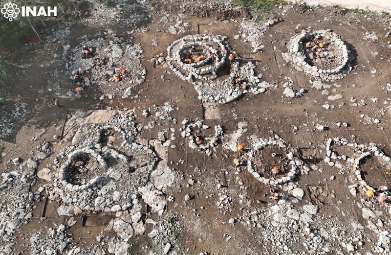 Su evidencia cerámica indica que fue ocupado del año 400 a.C., al 900 d.C.