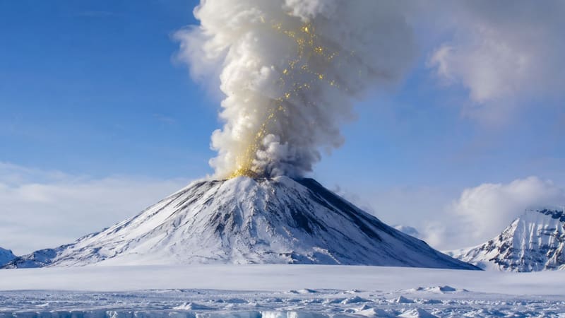 Hallazgo insólito: descubren un volcán en la Antártida que lanza oro al aire todos los días