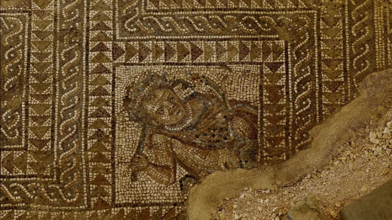 Hallazgo sin precedentes | Arqueólogos descubren un mosaico oculto de la antigua Roma en el país: revela el lujo, la ostentación y la riqueza del Imperio.