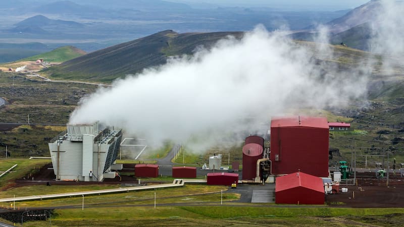 Hallazgo sin precedentes: Reino Unido perforó 5 kilómetros bajo tierra y encontró una alternativa mejor que el petróleo. Foto: Shutterstock