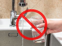 Retiran urgente esta agua mineral de todos los supermercados y puntos de venta por tener una bacteria peligrosa