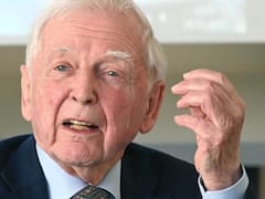 Harald zur Hausen, premio Nobel de Medicina: “El consumo de carne vacuna es un factor de riesgo para este tipo de cáncer”