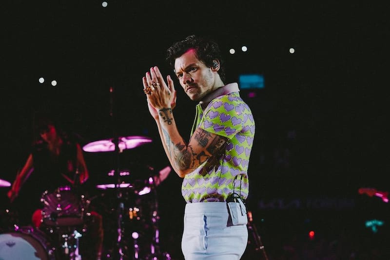 Harry Styles (@Harry_Stylles)