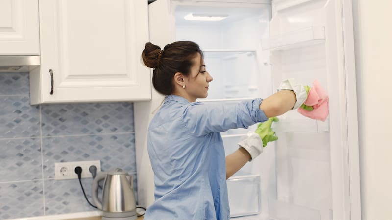 El secreto para limpiar el interior de la heladera, evitar el mal olor y prolongar su vida útil