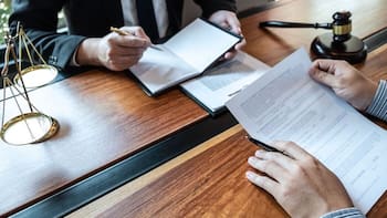 Impuesto sobre Sucesiones | Hacienda advierte qué ocurre con la herencia si retiramos dinero de la cuenta de un fallecido