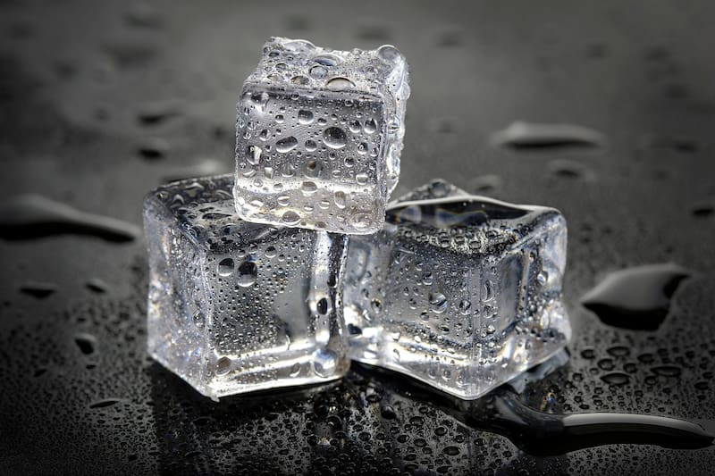 El electrodoméstico de Lidl más vendido es ideal para el verano: esta máquina prepara cubitos de hielo en pocos minutos. (Fuente: Pixabay).