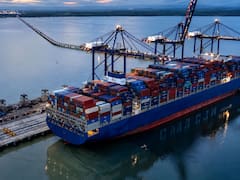 Histórico | Puerto Antioquia recibió al gigante marítimo asiático más grande de su historia: mide 366 metros y puede transportar hasta 14.800 contenedores