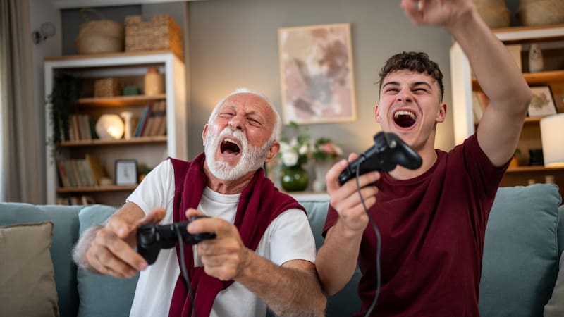 Un reconocido investigador revela cuál es el secreto mejor guardado de los lugares del mundo dónde su población llega a vivir más de 100 años.