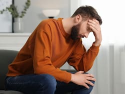 La felicidad de los argentinos cae a su nivel más bajo y uno de cada cuatro sufre burnout