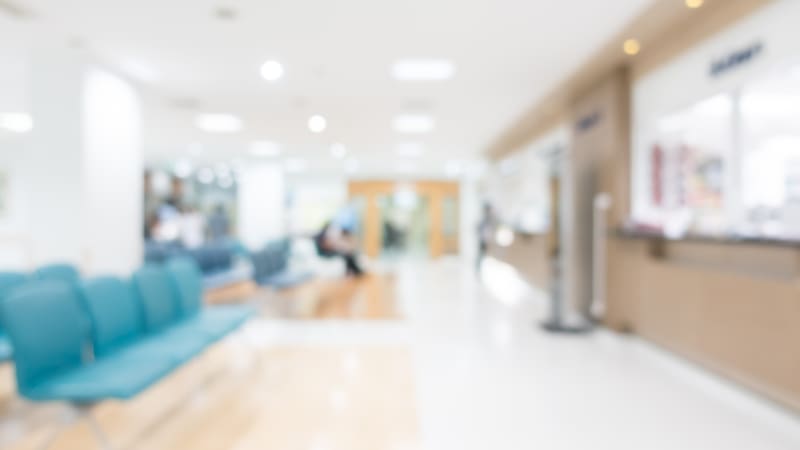 El niño fue trasladado de urgencia a un hospital, donde ingresó sin signos vitales.