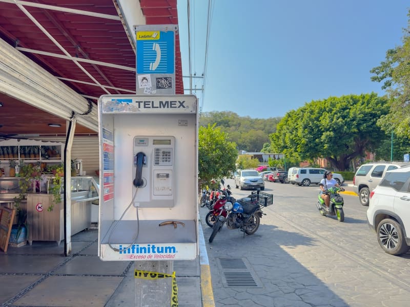 Casetas telefónicas de Telmex en México.