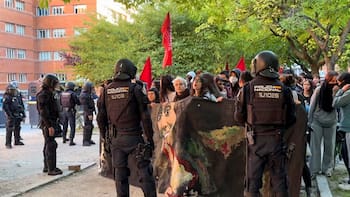 Comienzan las protestas por la educación pública | Ya hay 5 detenidos y 65.000 docentes están llamados a movilizarse