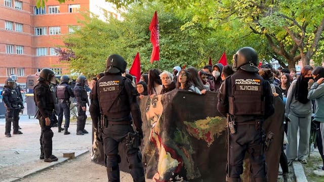 Comienzan las protestas por la educación pública | Ya hay 5 detenidos y 65.000 docentes están llamados a movilizarse