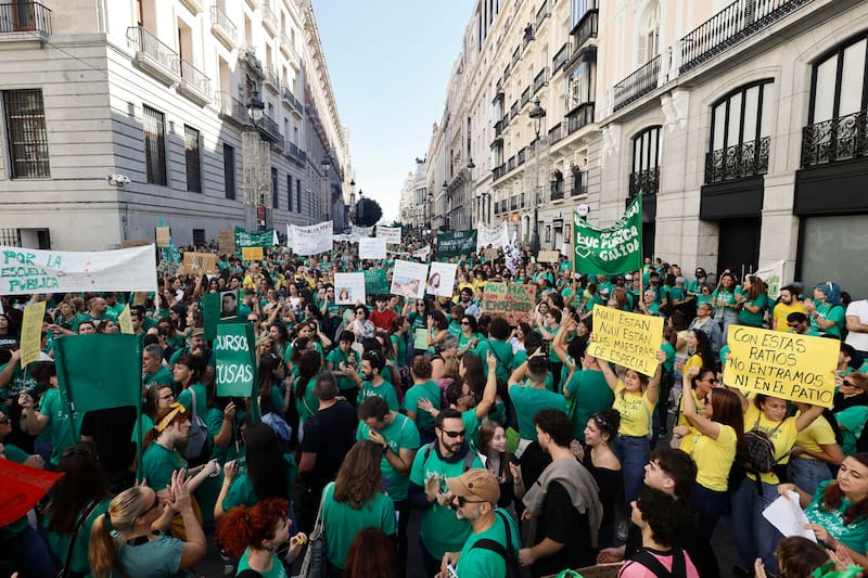 Concentración convocada por el comité de huelga unitario, integrado por los sindicatos CCOO, CGT, CNT, Solidaridad Obrera, STEM y UGT.