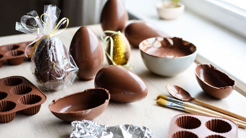 Huevos de pascuas 2026: la receta definitiva en simples pasos y sin gastar una fortuna Fuente: IA