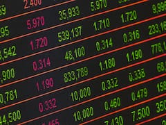El IBEX 35 regresa a resultados récord empujado por el grupo Acciona, mientras Repsol tropieza con una caída de casi 6%