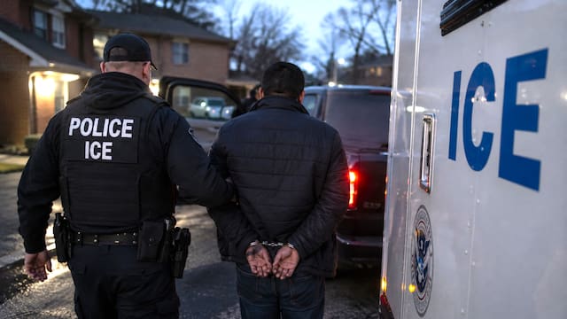 Se confirmó | Estados Unidos deportará a todas las personas y familias de todo el país que no puedan presentar estos papeles