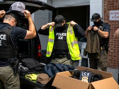 ICE sends new undercover agents and goes out to detain immigrants: how to spot them and avoid deportation