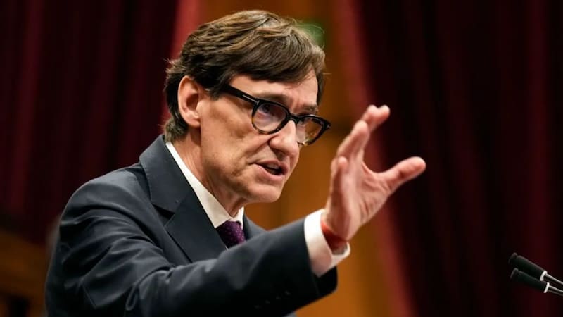 Illa descartó adelantar las elecciones en Cataluña ante la presión de ERC: “Estamos dando un proyecto para los próximos 10 años”. Foto: EFE