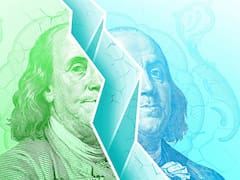 ¿Castigar al que compró dólares para estabilizar el peso?