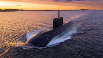 Descubrimiento del milenio: hallan un narcosubmarino con su cargamento que se camuflaba en el Atlántico repleto de cocaína