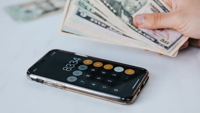 Dólar 2025: cómo le fue al que compró este año, ¿ganó o perdió?