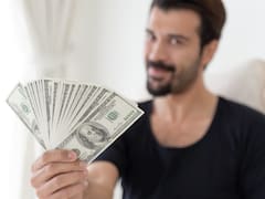 El dólar subió en un mes más de lo que el plazo fijo rinde en cien días
