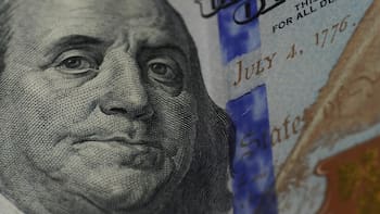 Se acabó el dólar: operaciones y uso de la moneda quedan totalmente prohibidos en estos países