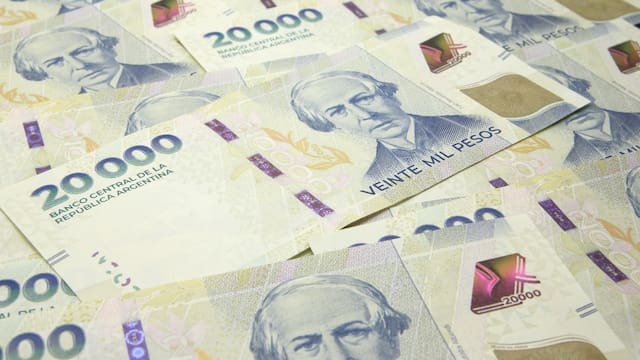 Bajan tasas de plazo fijo para incentivar créditos: ¿cómo impacta en depósitos y en la morosidad?