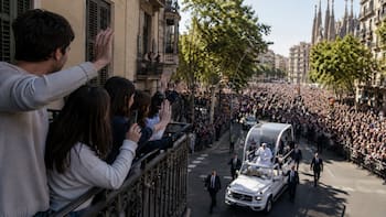“Alquilo balcón para ver al Papa por 500 euros”: el negocio que surgió por la visita de León XIV a Barcelona