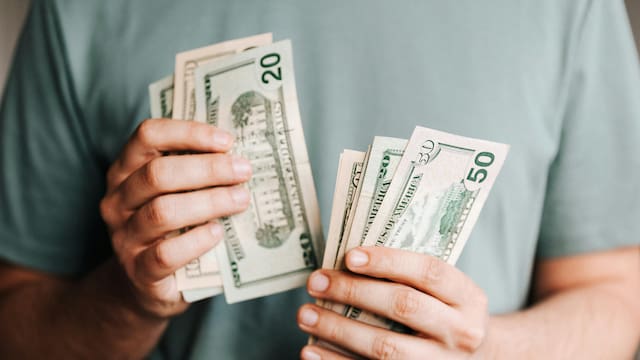 Dólar blue HOY: ¿a cuánto abre la cotización este lunes 8 de diciembre?