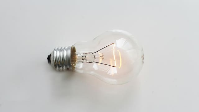 El precio de la luz para este jueves 14 de mayo: ¿cuándo conviene enchufar la lavadora?