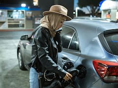 ¿Cuánto cuesta cargar el coche? Este es el precio del litro de gasolina y el del gasóleo este jueves 19 de marzo