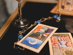 Horóscopo de Piscis: así te irá en el amor y el trabajo este jueves 8 de enero, según los astros