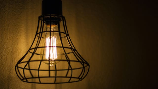 El precio de la luz para este viernes 20 de marzo de 2026: en estas horas podrás ahorrar más