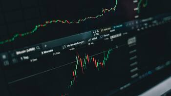 CaixaBank: así abre la cotización hoy viernes 16 de enero, ¿cuánto rinden los dividendos?