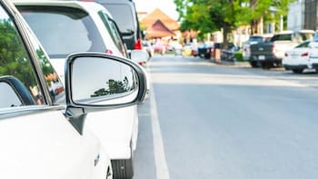 Hoy No Circula: los autos que no pueden transitar este viernes 12 de diciembre