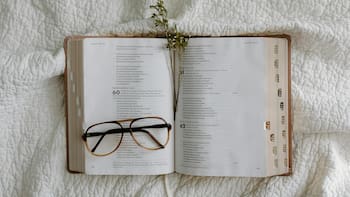 Día de Santa Eva: la oración para tener su guía y protección este viernes