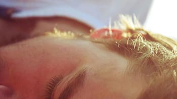 Qué significa soñar con un cielo, según la psicología y la IA