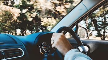 Hoy No Circula: los autos que no pueden transitar este sábado 9 de mayo
