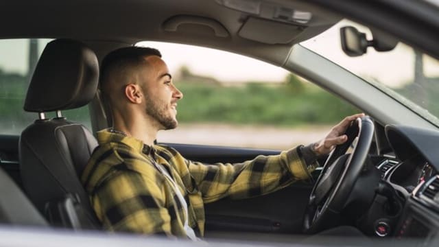 Hoy No Circula: los autos que no pueden transitar este martes 3 de febrero