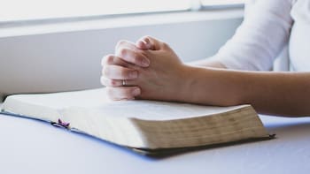 Día de San Maximino de Tréveris: la oración para tener su guía y protección este viernes