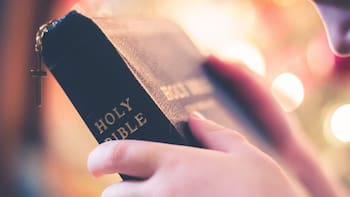 Día de Santa Noemí: la oración para tener su guía y protección este jueves