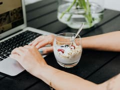Comer saludable no siempre alcanza: qué nutrientes y microorganismos pueden estar faltando en la dieta